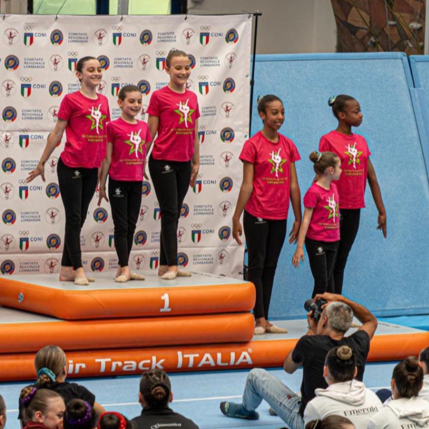  Giorgia, Sofia e Nicole  Amalia, Alessia ed Isabella